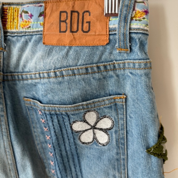 Urban Outfitters BDG Rare High Flare Patchwork Embroidered Crochet Jeans Y2K 25 - Picture 8 of 9